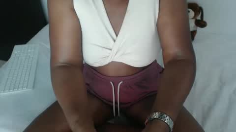 luxa online show from February 7, 2025, 9:37 pm