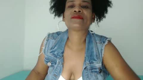 luxa online show from September 27, 2025, 1:49 pm