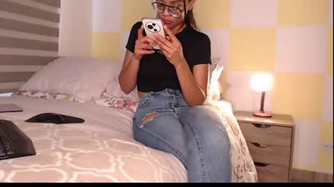 Snapshot of rouss_henao chatting on June 12, 2026, 10:36 am Rouss marie henao online show from June 12, 2026, 10:36 am