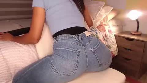 Snapshot of rouss_henao chatting on July 2, 2026, 3:23 am Rouss marie henao online show from July 2, 2026, 3:23 am