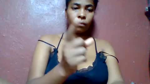 Snapshot of rovaelyah chatting on May 24, 2026, 4:01 pm rovaelyah online show from May 24, 2026, 4:01 pm