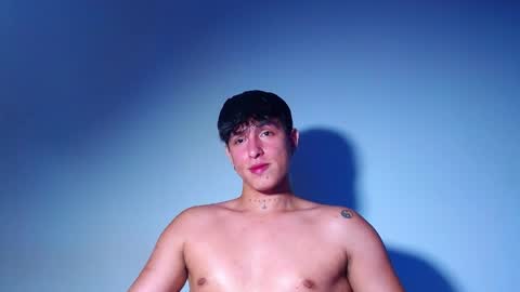 rowanboy23 online show from April 18, 2026, 2:59 am