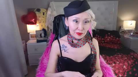 Roxalana online show from March 31, 2026, 12:05 pm