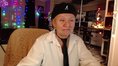 Snapshot of roxana_brooks chatting on January 6, 2025, 2:47 pm Roxana online show from January 6, 2025, 2:47 pm
