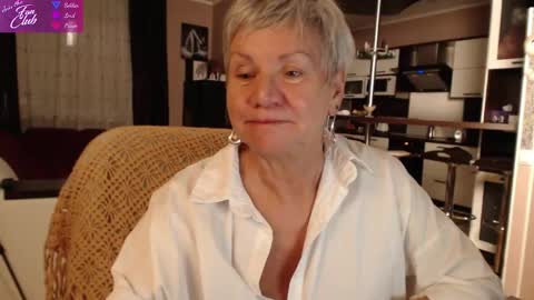 Snapshot of roxana_brooks chatting on January 14, 2025, 8:48 pm Roxana online show from January 14, 2025, 8:48 pm