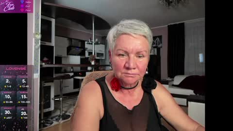 Snapshot of roxana_brooks chatting on January 25, 2025, 4:03 pm Roxana online show from January 25, 2025, 4:03 pm