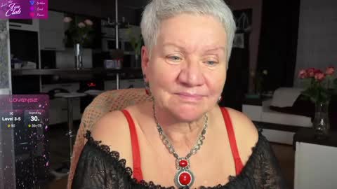 Snapshot of roxana_brooks chatting on February 18, 2025, 10:14 pm Roxana online show from February 18, 2025, 10:14 pm