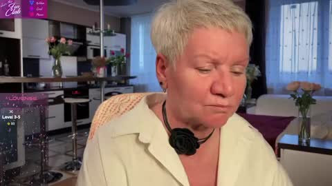 Snapshot of roxana_brooks chatting on February 27, 2025, 2:43 pm Roxana online show from February 27, 2025, 2:43 pm