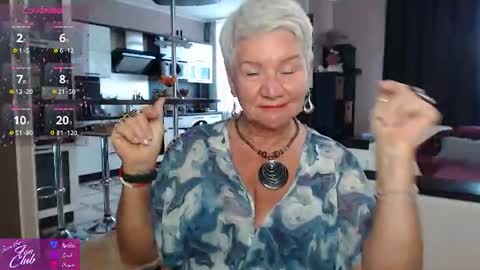 Snapshot of roxana_brooks chatting on June 24, 2026, 2:16 pm Roxana online show from June 24, 2026, 2:16 pm