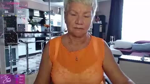 Snapshot of roxana_brooks chatting on July 25, 2026, 2:14 pm Roxana online show from July 25, 2026, 2:14 pm