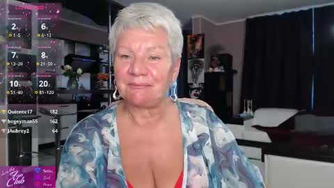 Snapshot of roxana_brooks chatting on July 28, 2026, 6:20 pm Roxana online show from July 28, 2026, 6:20 pm