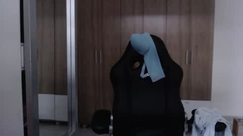 Roxana online show from February 8, 2025, 10:08 pm