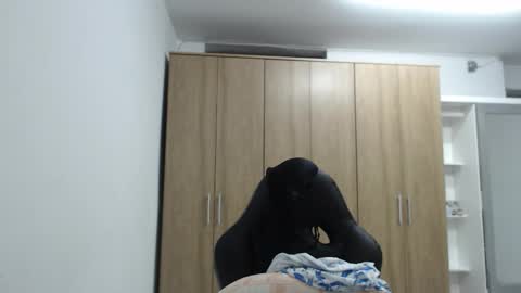 Roxana online show from November 16, 2025, 12:49 am