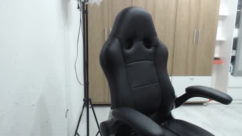 Roxana online show from January 7, 2026, 2:14 am