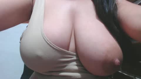 roxxy online show from March 11, 2025, 9:45 am