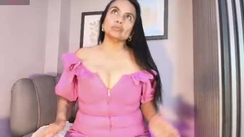  Roxanna  online show from June 18, 2026, 3:07 am