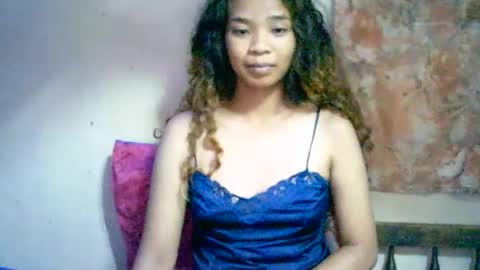 Snapshot of roxanne_98 chatting on December 20, 2024, 2:52 am roxanne_98 online show from December 20, 2024, 2:52 am
