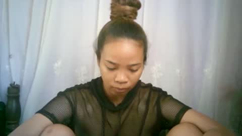 Snapshot of roxanne_98 chatting on January 3, 2025, 3:16 am roxanne_98 online show from January 3, 2025, 3:16 am