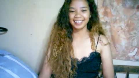 Snapshot of roxanne_98 chatting on January 18, 2025, 3:49 pm roxanne_98 online show from January 18, 2025, 3:49 pm