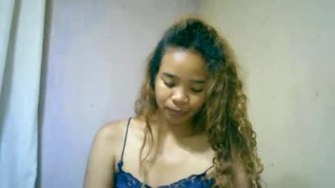 Snapshot of roxanne_98 chatting on September 29, 2025, 11:20 pm roxanne_98 online show from September 29, 2025, 11:20 pm