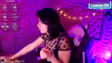 roxanne_han online show from February 24, 2026, 11:41 am