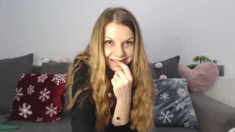 roxanneliss online show from January 20, 2025, 8:40 pm