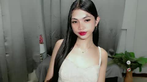 Roxie online show from February 9, 2025, 1:44 am