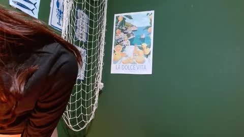 Snapshot of roxiehood chatting on September 27, 2025, 2:49 am Roxie online show from September 27, 2025, 2:49 am