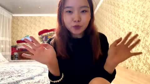 Emma online show from November 22, 2025, 7:46 pm