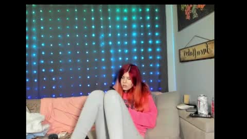 roxihazeleyes online show from February 28, 2025, 8:09 am