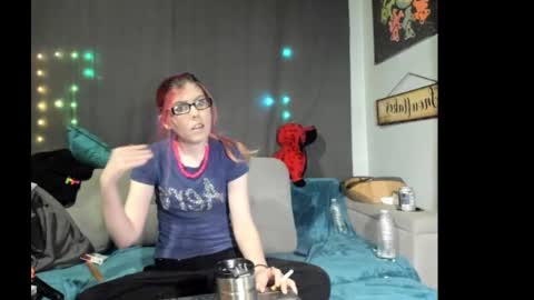 roxihazeleyes online show from September 13, 2025, 9:09 am