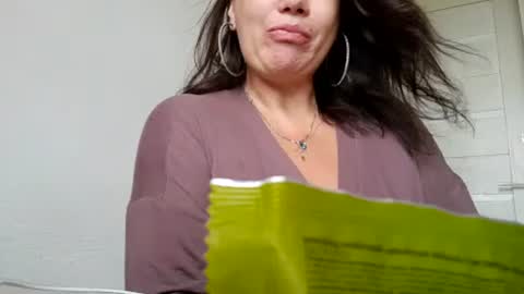 Snapshot of roxolanaa_sexy chatting on July 28, 2026, 12:48 pm ROXOLANAA SEXY online show from July 28, 2026, 12:48 pm