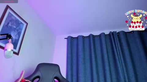 Snapshot of roxy_clark chatting on February 28, 2025, 5:48 am Annah online show from February 28, 2025, 5:48 am