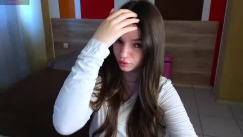 Roxy online show from March 31, 2026, 4:24 am