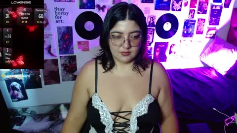 Roxana online show from April 9, 2026, 3:39 pm