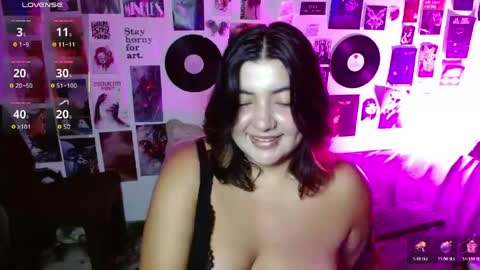 Roxana online show from May 9, 2026, 11:43 pm