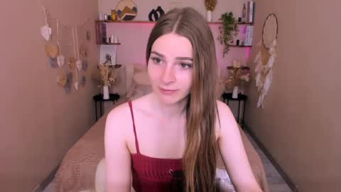 Snapshot of roxy_kisss chatting on June 8, 2026, 8:04 am Roxy online show from June 8, 2026, 8:04 am