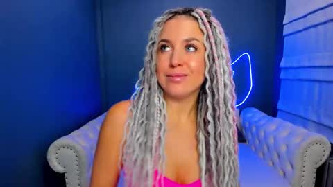 Roxy online show from October 24, 2025, 1:24 am