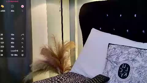 Snapshot of roxy_morrison_x chatting on July 31, 2026, 4:34 am roxanne online show from July 31, 2026, 4:34 am