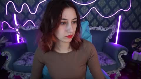 roxy_rayy online show from February 17, 2025, 1:42 pm