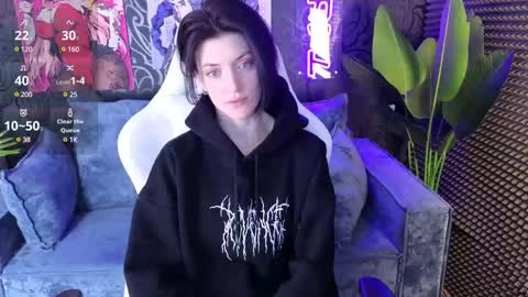 roxy_riot_ online show from February 17, 2025, 1:25 am