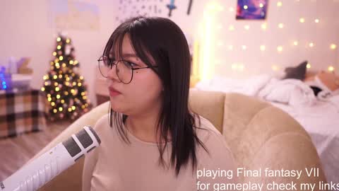 Snapshot of roxysuh chatting on February 6, 2025, 10:15 am roxysuh online show from February 6, 2025, 10:15 am