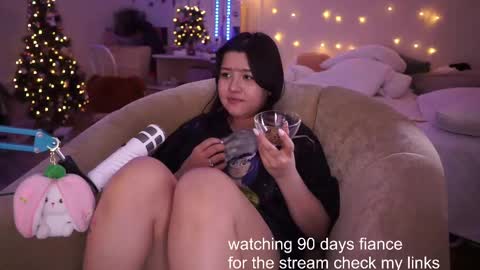 Snapshot of roxysuh chatting on February 21, 2025, 11:01 am roxysuh online show from February 21, 2025, 11:01 am