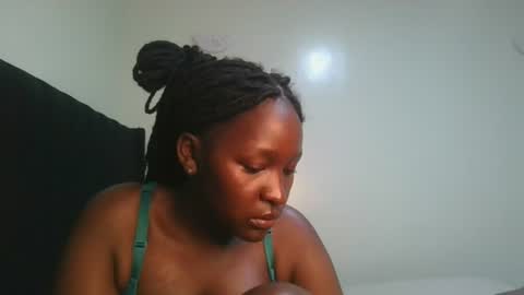 royal_goddes2 online show from June 26, 2026, 3:44 am