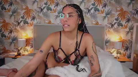 Snapshot of royalechloe chatting on July 16, 2026, 7:25 am Chloe online show from July 16, 2026, 7:25 am