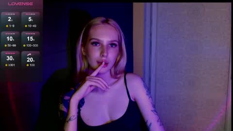 angela online show from June 4, 2026, 8:37 pm
