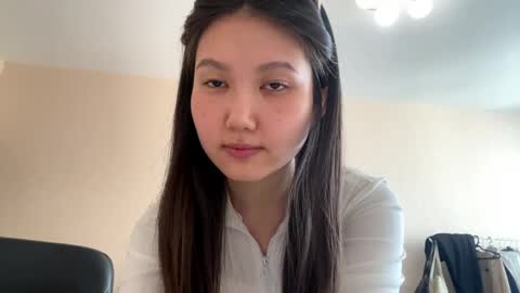 Aika online show from May 5, 2026, 8:44 am