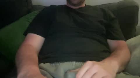 Snapshot of roythegil chatting on May 18, 2026, 6:52 am roythegil online show from May 18, 2026, 6:52 am