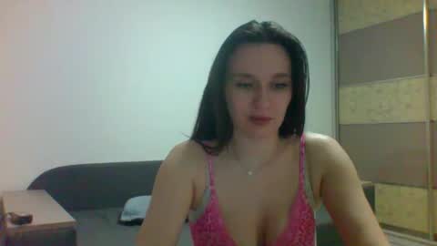 Roza05x online show from April 7, 2026, 8:31 pm
