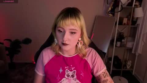 Roziett online show from March 26, 2026, 9:15 am